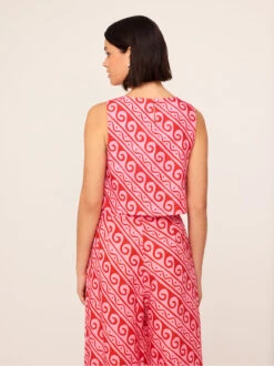 Maeve Pink Wave Print Top -New Modern Dress Sales maeve pink wave print top by kitri studio 45508360372524