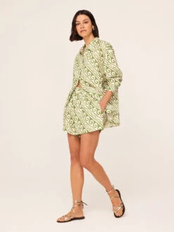 Mariana Green Wave Print Boyfriend Shirt 6 Mariana Green Wave Print Boyfriend Shirt -New Modern Dress Sales mariana green wave print boyfriend shirt by kitri studio 45508267639084